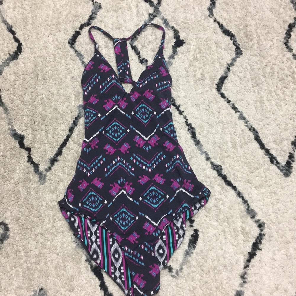 Roxy One Piece
